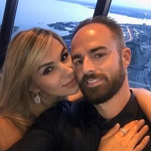 Meet your Posher, Marisa